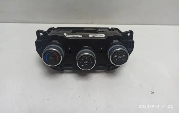Opel Karl Climate control unit 42620151