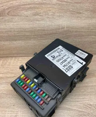 Renault Espace IV Central body control module 8200491794