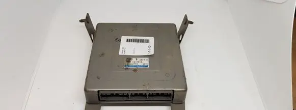 Mazda 323 Engine control unit/module E2T81671M Z50918881B