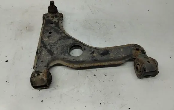 Opel Astra H Front lower control arm/wishbone