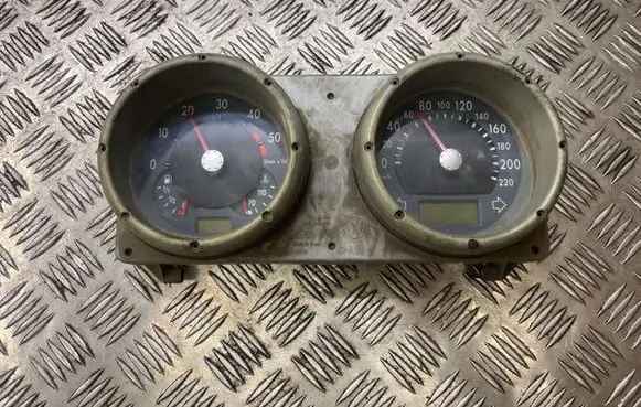 Volkswagen Polo III 6N 6N2 6NF Speedometer (instrument cluster) 5220301800