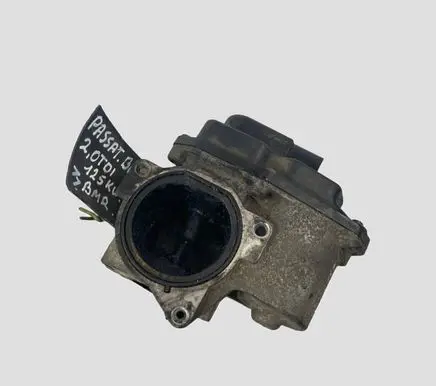 Volkswagen PASSAT B6 EGR valve 03G131501 216035358 09810508
