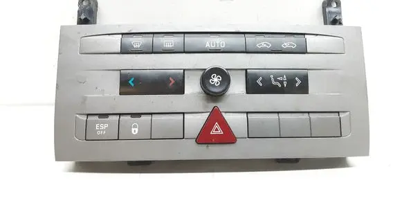 Citroen C5 Climate control unit 96573330