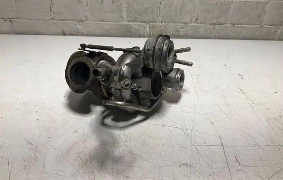 BMW 5 F10 F11 Turbo 7576985