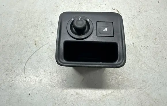 Dacia Duster II Other switches/knobs/shifts 251257164R