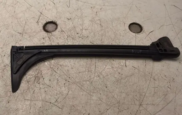 BMW 4 G22 G23 G24 G26 Rear glass trim 7482712