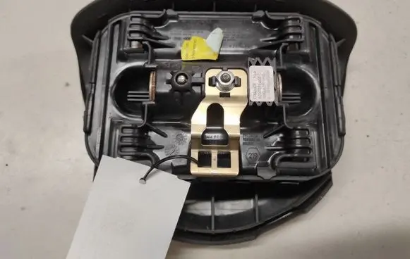 Renault Megane II Steering wheel airbag 8200071203C