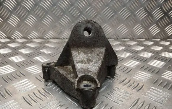 Nissan Primera Engine mounting bracket 8200072747C