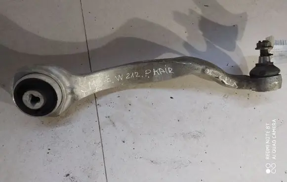 Mercedes-Benz E W212 Front lower control arm/wishbone