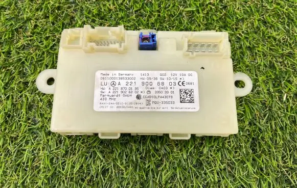 Mercedes-Benz S W221 Keyless (KESSY) go control unit/module A2219006803 A2218700195 A2219026202