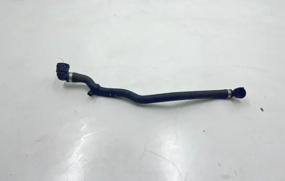 BMW 2 F22 F23 Engine coolant pipe/hose 7624676