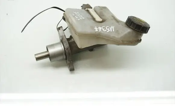 Master brake cylinder