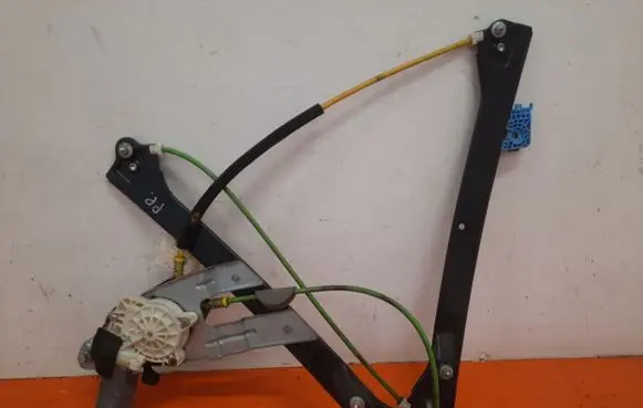 Tesla Model S Front door window regulator with motor 12758265