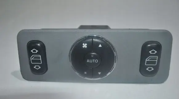 Mercedes-Benz ML W163 Electric window control switch A1638200326