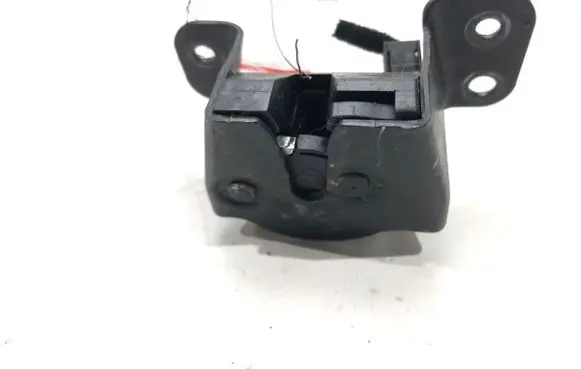 Hyundai Tucson JM Tailgate exterior lock 