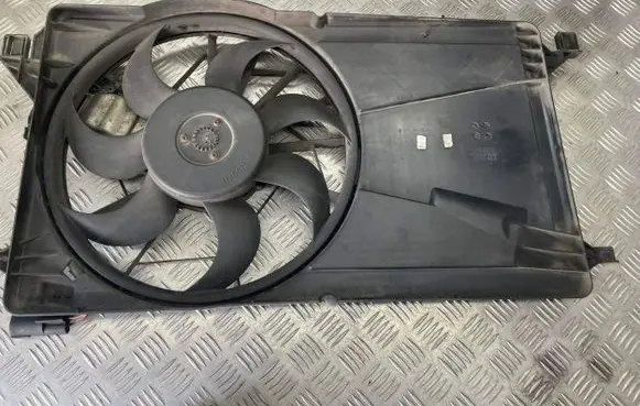 Ford Focus C-MAX Electric radiator cooling fan 3M5H8C607RE 0130303930 CF339