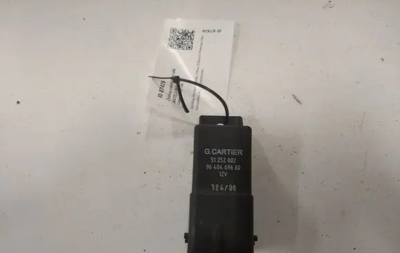 Citroen C5 Glow plug pre-heat relay 51252002 9640469680