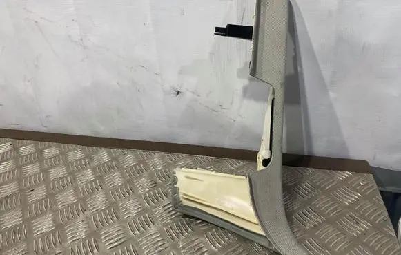 Audi A7 S7 4G (D) pillar trim (bottom) 4G8867246