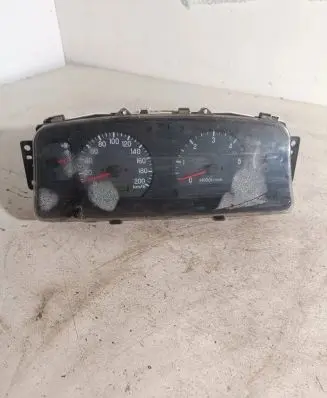 Mitsubishi Pajero Speedometer (instrument cluster) MR590139 2573305861