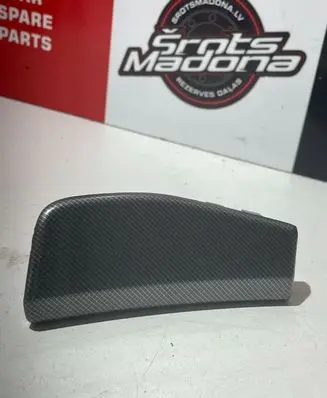Skoda Octavia Mk2 (1Z) Dashboard glove box trim 1Z2858415