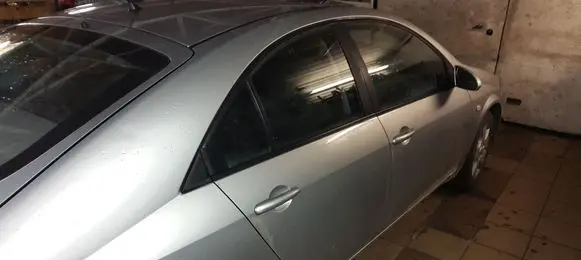 Nissan Primera Rear door window glass
