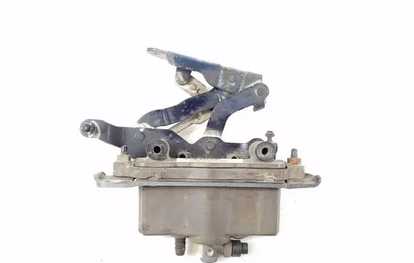 Mercedes-Benz E W212 Bonnet Pedestrian Airbag Actuator A2129067701 A2048800128