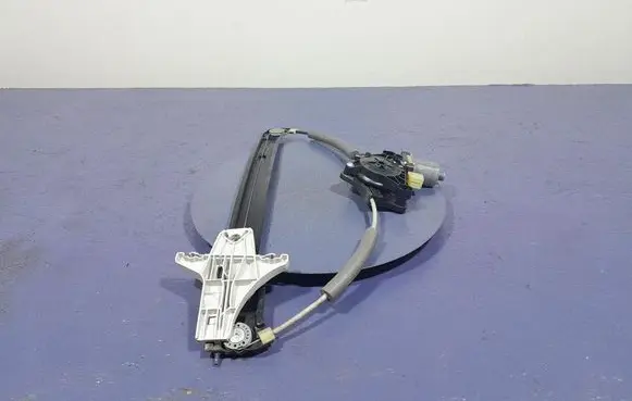 Skoda Superb B5 (3U) Rear door window regulator with motor 3V0839462