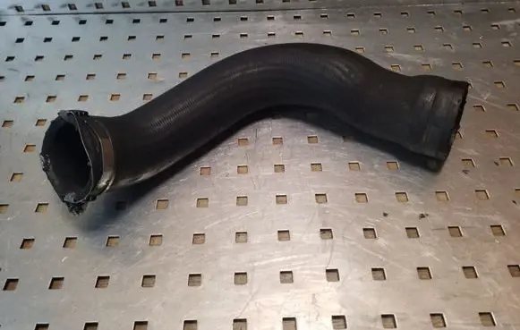 Mercedes-Benz Vito Viano W639 Intercooler hose/pipe