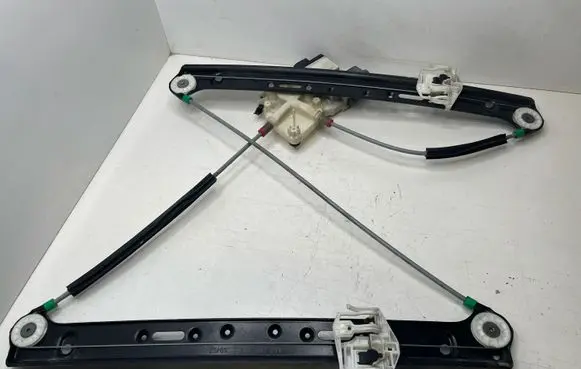 BMW X3 E83 Front door window regulator with motor 007083011 0007083011