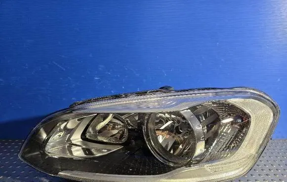 Volvo XC60 Headlight/headlamp 31420265