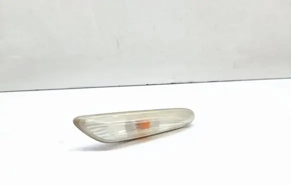 BMW 3 E90 E91 Front fender indicator light 