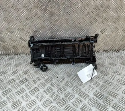 Mercedes-Benz CLA C117 X117 W117 Fuse box set A2465400040