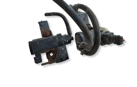 Iveco Daily 35.8 - 9 Turbo solenoid valve 7700113071