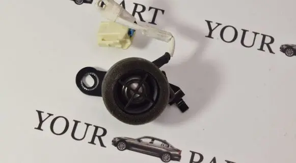 Lexus RX 330 - 350 - 400H Other interior part 861600E150