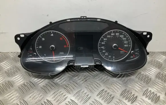 Audi A4 S4 B8 8K Speedometer (instrument cluster) 8K0920982E