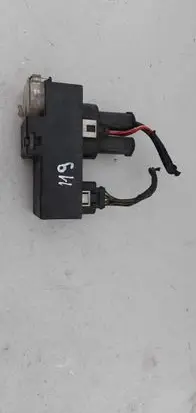 Volkswagen PASSAT B5 Coolant fan relay 357919506A 898719000