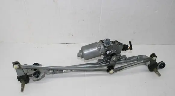 BMW X6 F16 Front wiper linkage and motor 7350336