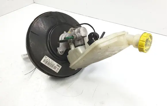 Peugeot 207 Master brake cylinder 9657455680