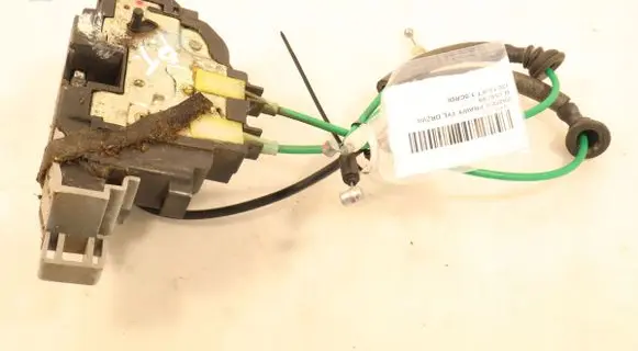 Hyundai i30 Rear door lock 81420-2L000