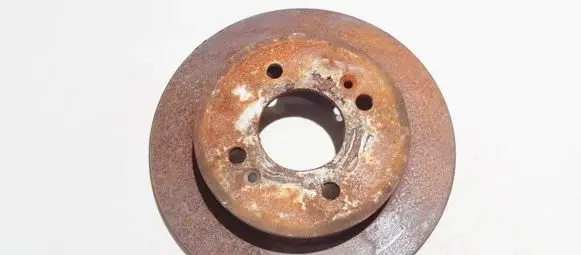 Hyundai i10 Rear brake disc neventiliuojamas