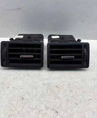 Ford Focus C-MAX Dashboard side air vent grill/cover trim 4794002 4793002