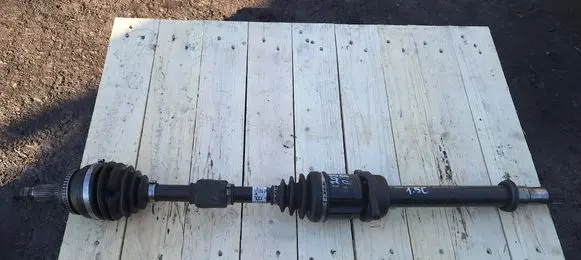 Toyota Corolla Verso AR10 Front driveshaft 