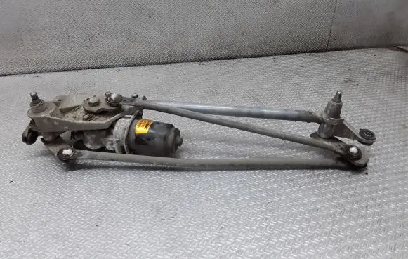 Honda Accord Front wiper linkage and motor 76500S84