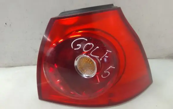 Volkswagen Golf V Rear/tail lights