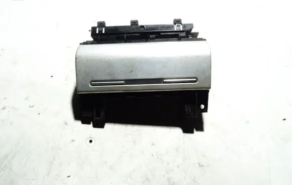 Audi A4 S4 B6 8E 8H Car ashtray 8E0857951