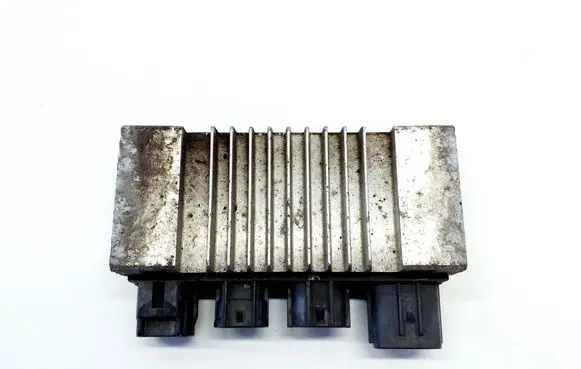 Toyota RAV 4 (XA40) Glow plug pre-heat relay 2855130010