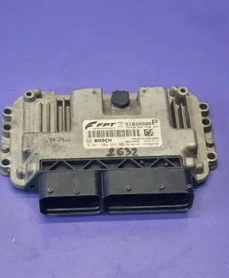 Alfa Romeo Mito Engine control unit/module 0261S04664 51830585