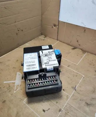 Renault Laguna II Fuse module 8200206771 32929745 1650228