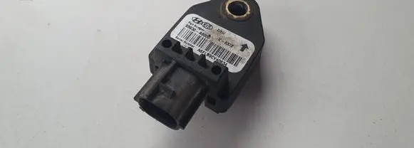 Hyundai i30 Airbag deployment crash/impact sensor