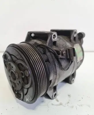 Volvo S70 V70 V70 XC Air conditioning (A/C) compressor (pump) 8708581